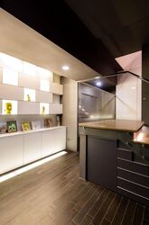 Orchard Road (D9), Terrace #449211971